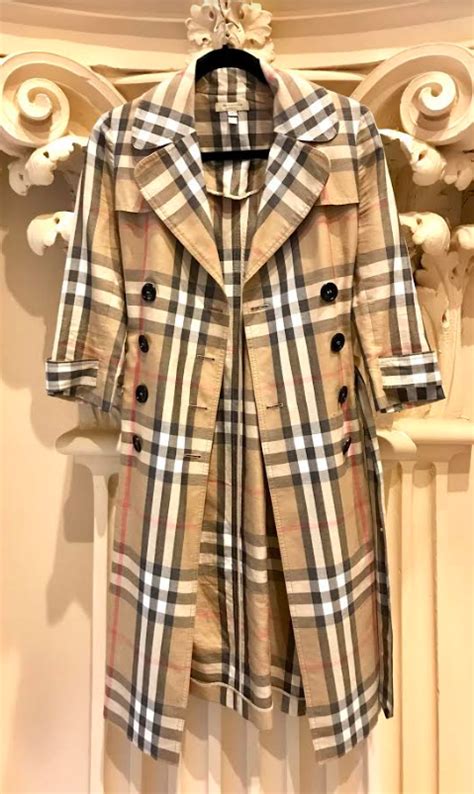 burberry brit london trench coat plaid patent leather belt|Burberry leather trench coat.